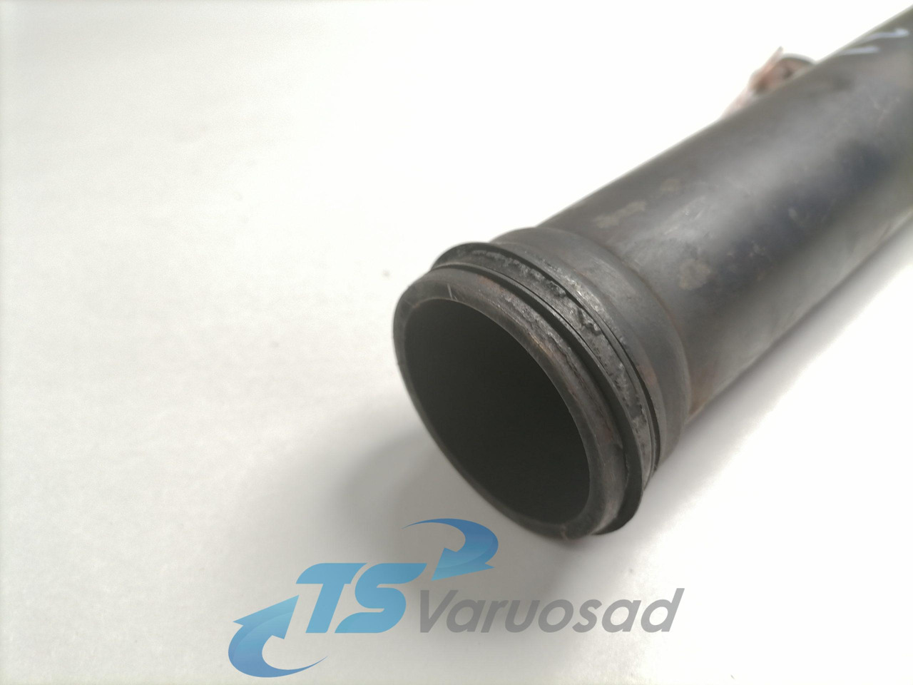 Scania EGR pipe 1528100 - Sistema de escape para Camión: foto 3 Scania EGR pipe 1528100 - Sistema de escape para Camión: foto 3