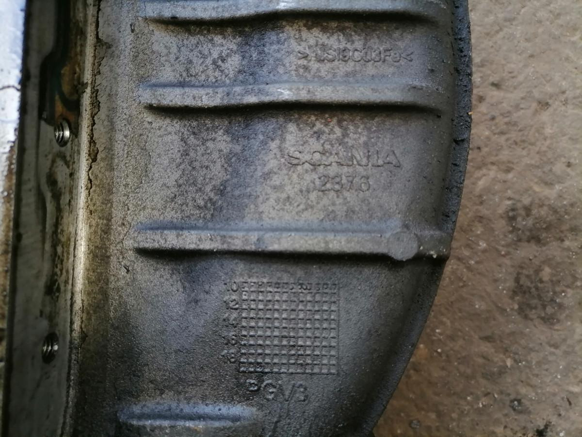 Scania Flywheel housing 1940447 - Volante de inercia para Camión: foto 3 Scania Flywheel housing 1940447 - Volante de inercia para Camión: foto 3