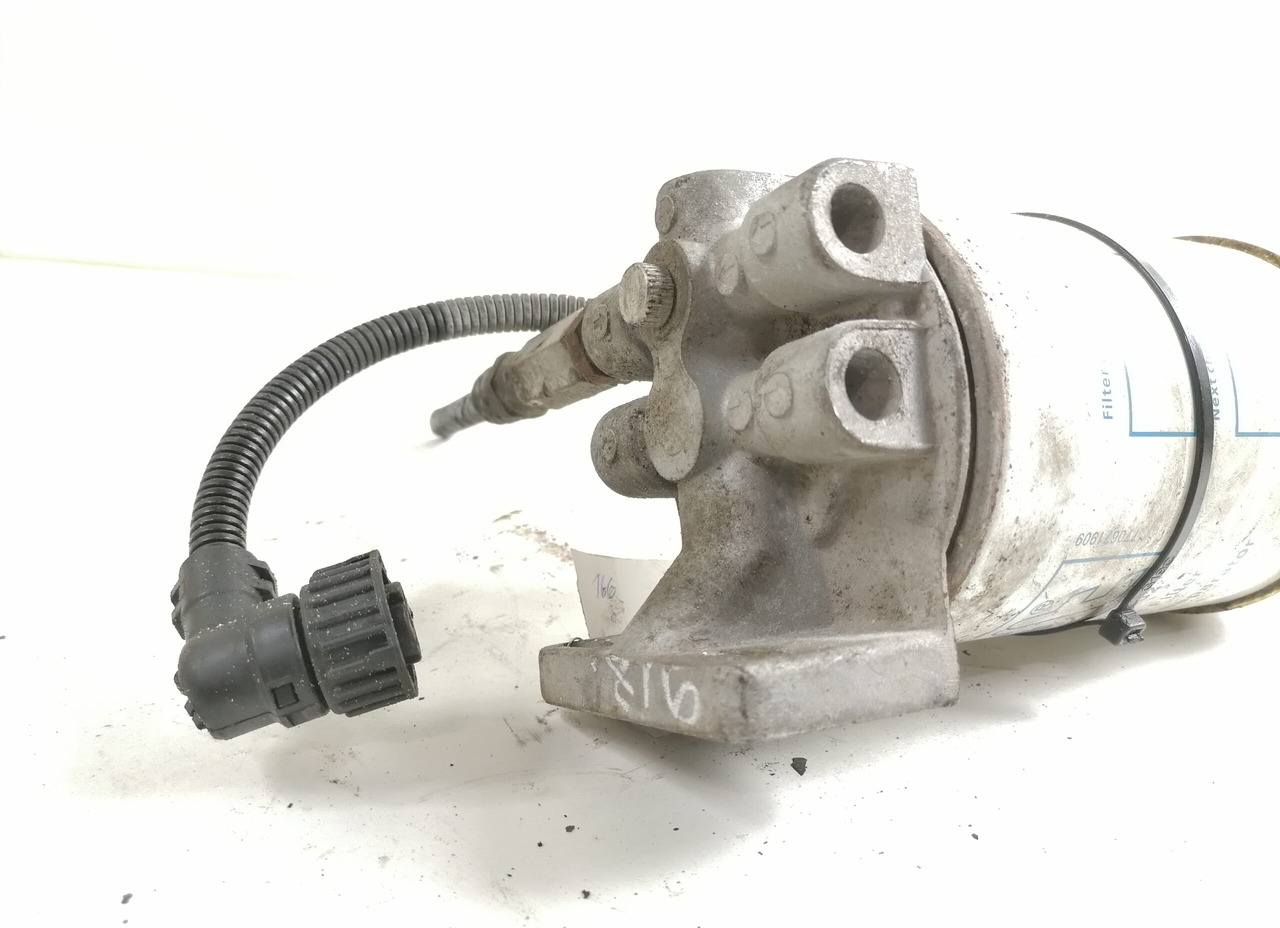Scania Fuel separator 1393641 - Filtro de combustible para Camión: foto 4 Scania Fuel separator 1393641 - Filtro de combustible para Camión: foto 4