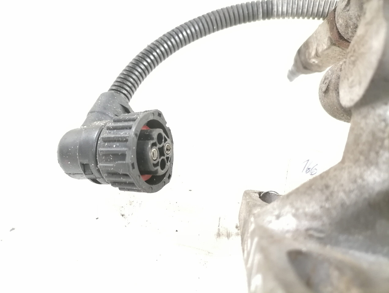 Scania Fuel separator 1393641 - Filtro de combustible para Camión: foto 5 Scania Fuel separator 1393641 - Filtro de combustible para Camión: foto 5