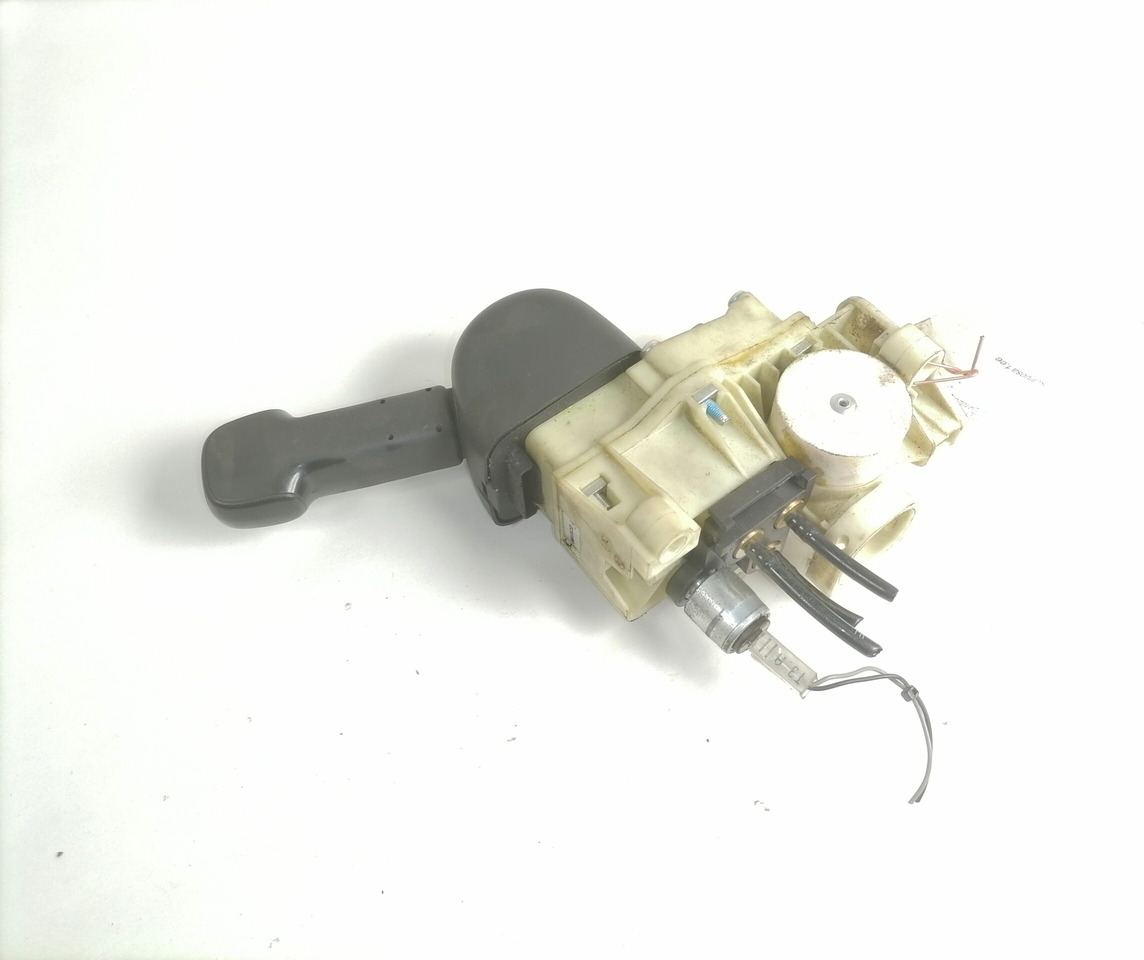 Scania Handbrake control lever 9617241020 - Pieza universal para Camión: foto 1 Scania Handbrake control lever 9617241020 - Pieza universal para Camión: foto 1