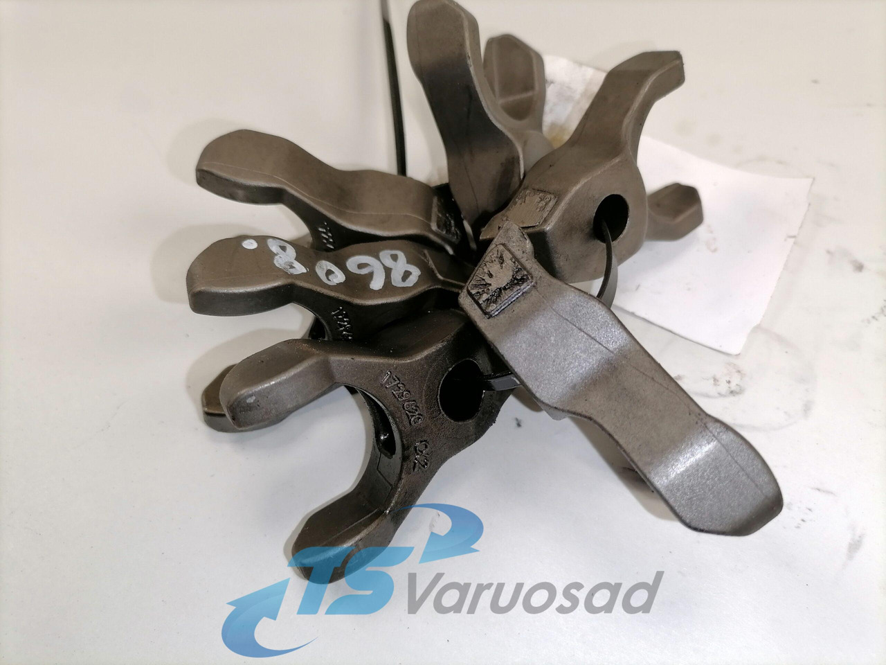 Scania Injector holder 1729620 - Bomba de combustible para Camión: foto 2 Scania Injector holder 1729620 - Bomba de combustible para Camión: foto 2