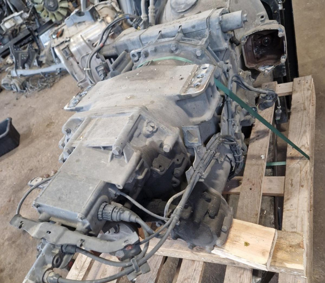 Scania Käigukast GRS905 2475808 - Caja de cambios y piezas para Camión: foto 2 Scania Käigukast GRS905 2475808 - Caja de cambios y piezas para Camión: foto 2