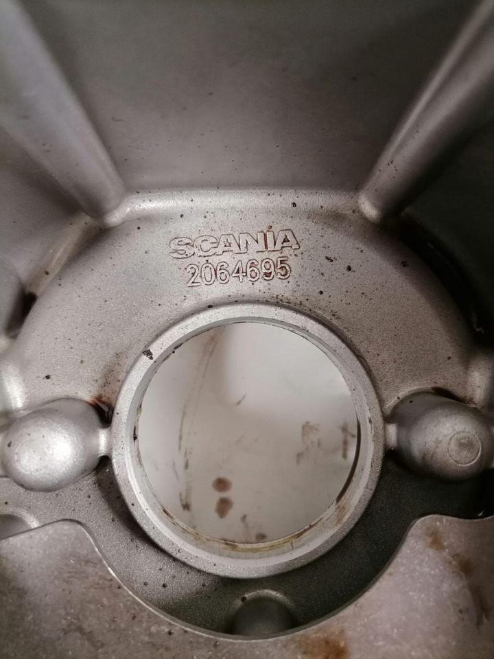 Scania Klapikambrikaas 2064695 - Cabezal de bloque para Camión: foto 4 Scania Klapikambrikaas 2064695 - Cabezal de bloque para Camión: foto 4