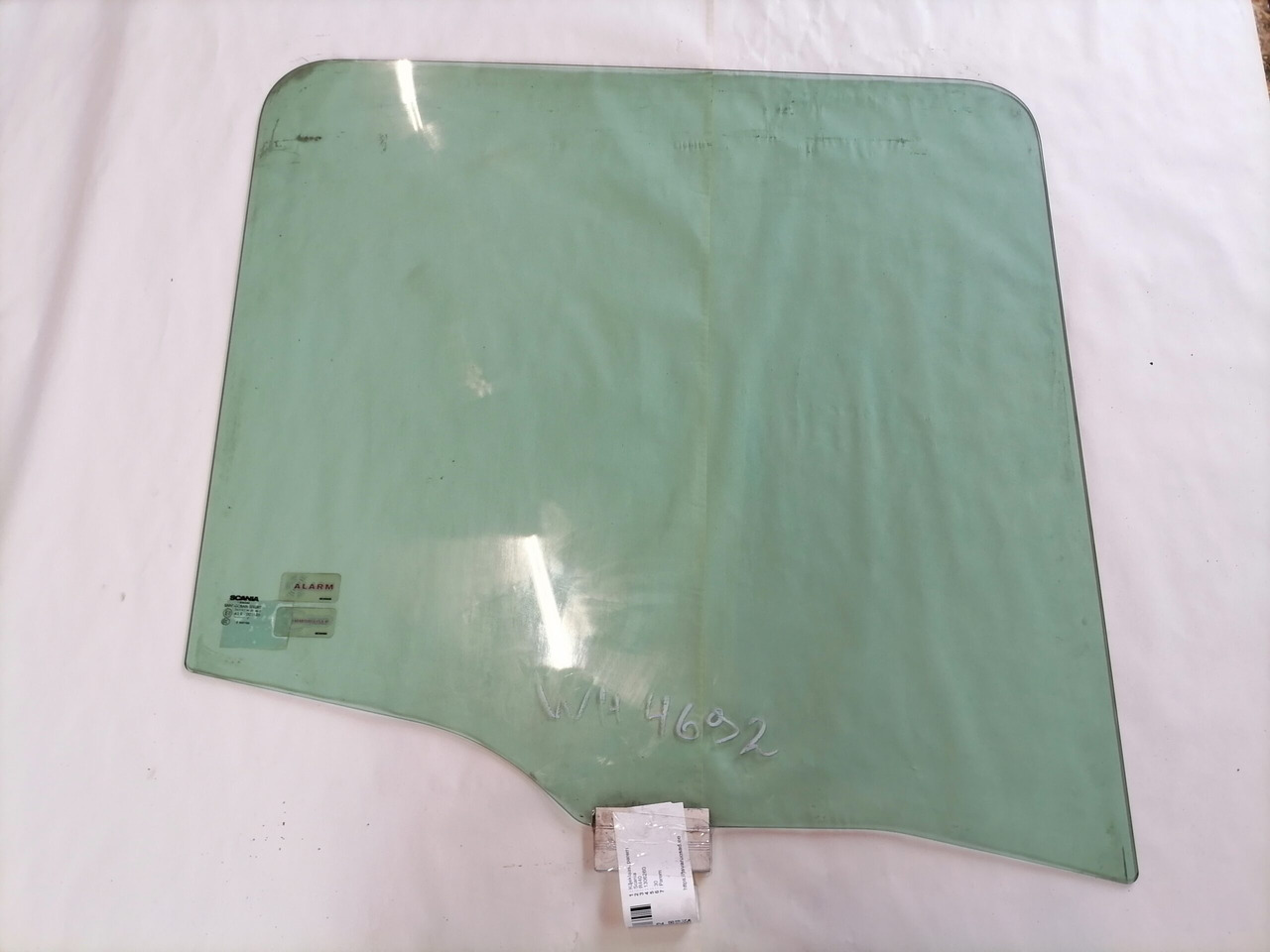 Scania Küljeklaas, parem 1306260 - Ventana y piezas para Camión: foto 2 Scania Küljeklaas, parem 1306260 - Ventana y piezas para Camión: foto 2