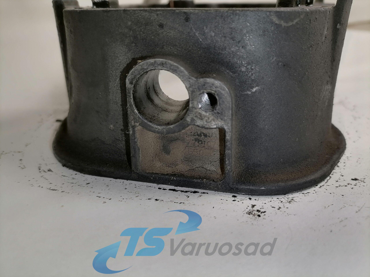 Scania Ladder frame 1779107 - Cabezal de bloque para Camión: foto 3 Scania Ladder frame 1779107 - Cabezal de bloque para Camión: foto 3