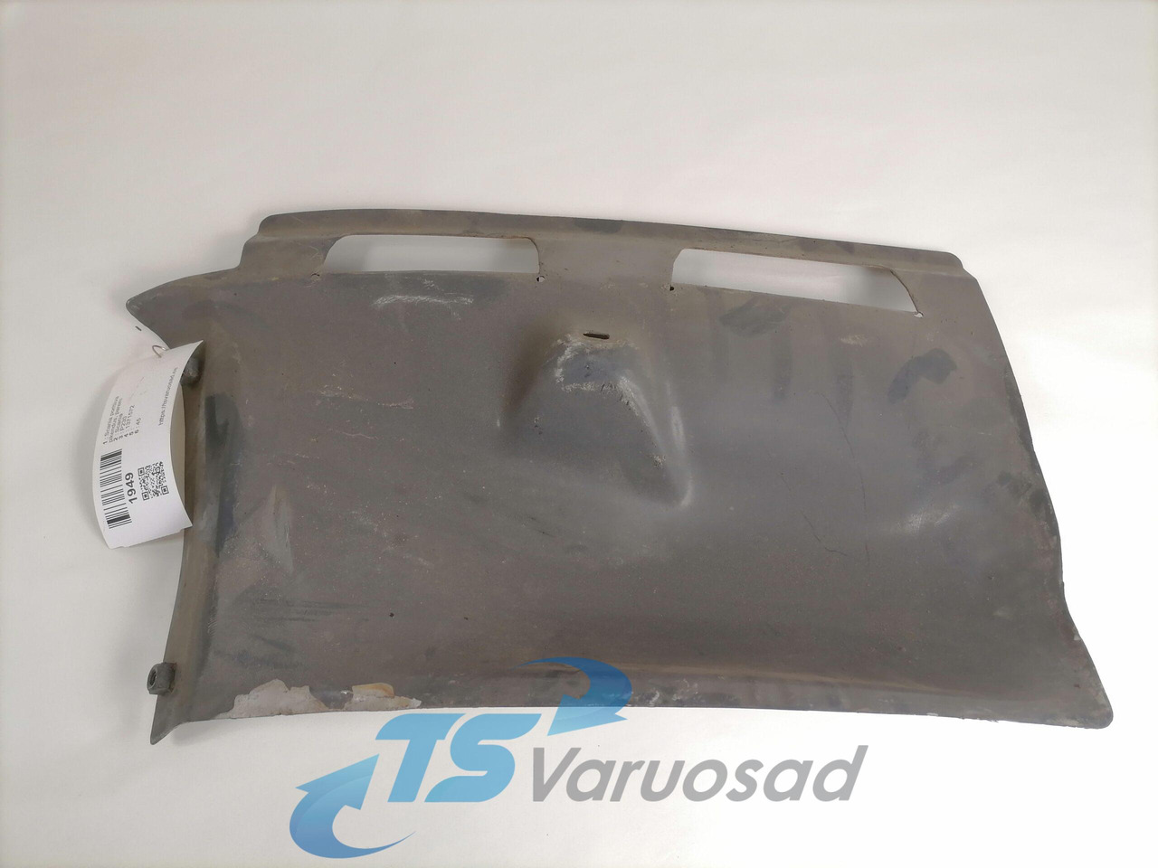 Scania Mudguard 1371572 - Pieza universal para Camión: foto 1 Scania Mudguard 1371572 - Pieza universal para Camión: foto 1