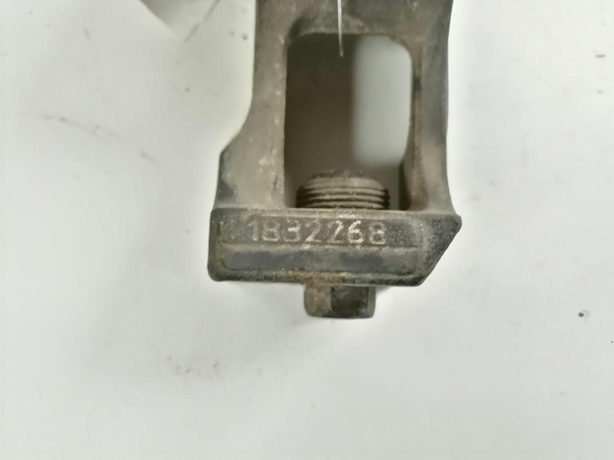 Scania Muffler carrier 1832268 - Silenciador para Camión: foto 4 Scania Muffler carrier 1832268 - Silenciador para Camión: foto 4