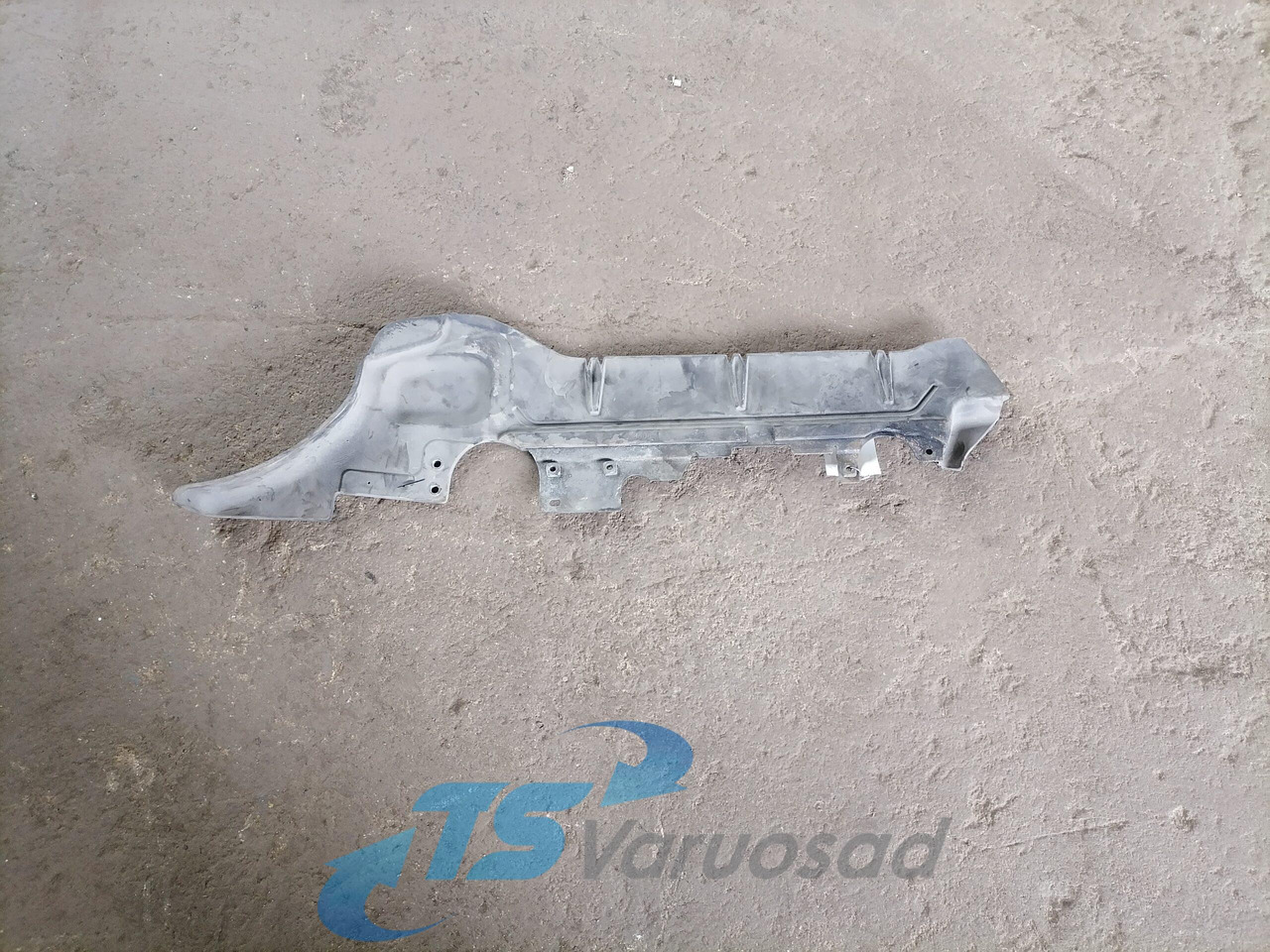 Scania Radiaatori pealne kate 2070728 - Pieza universal para Camión: foto 2 Scania Radiaatori pealne kate 2070728 - Pieza universal para Camión: foto 2