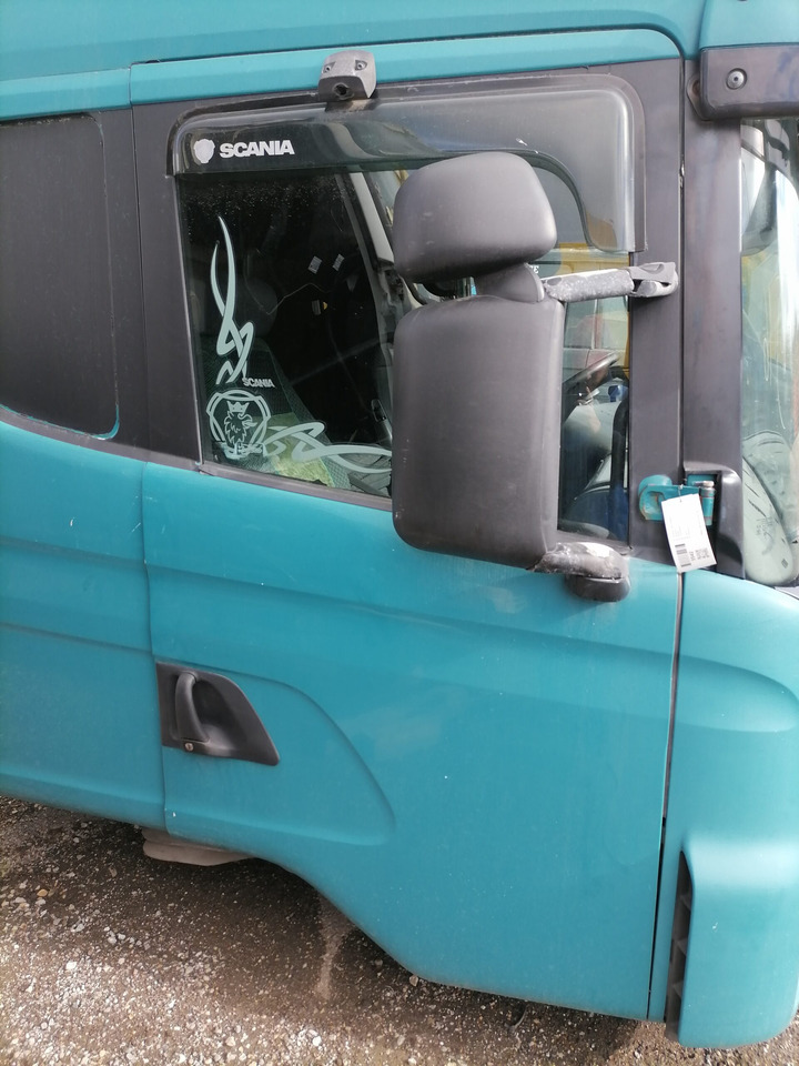 Scania Scania uks, parem 1476535 - Puerta y piezas para Camión: foto 1 Scania Scania uks, parem 1476535 - Puerta y piezas para Camión: foto 1