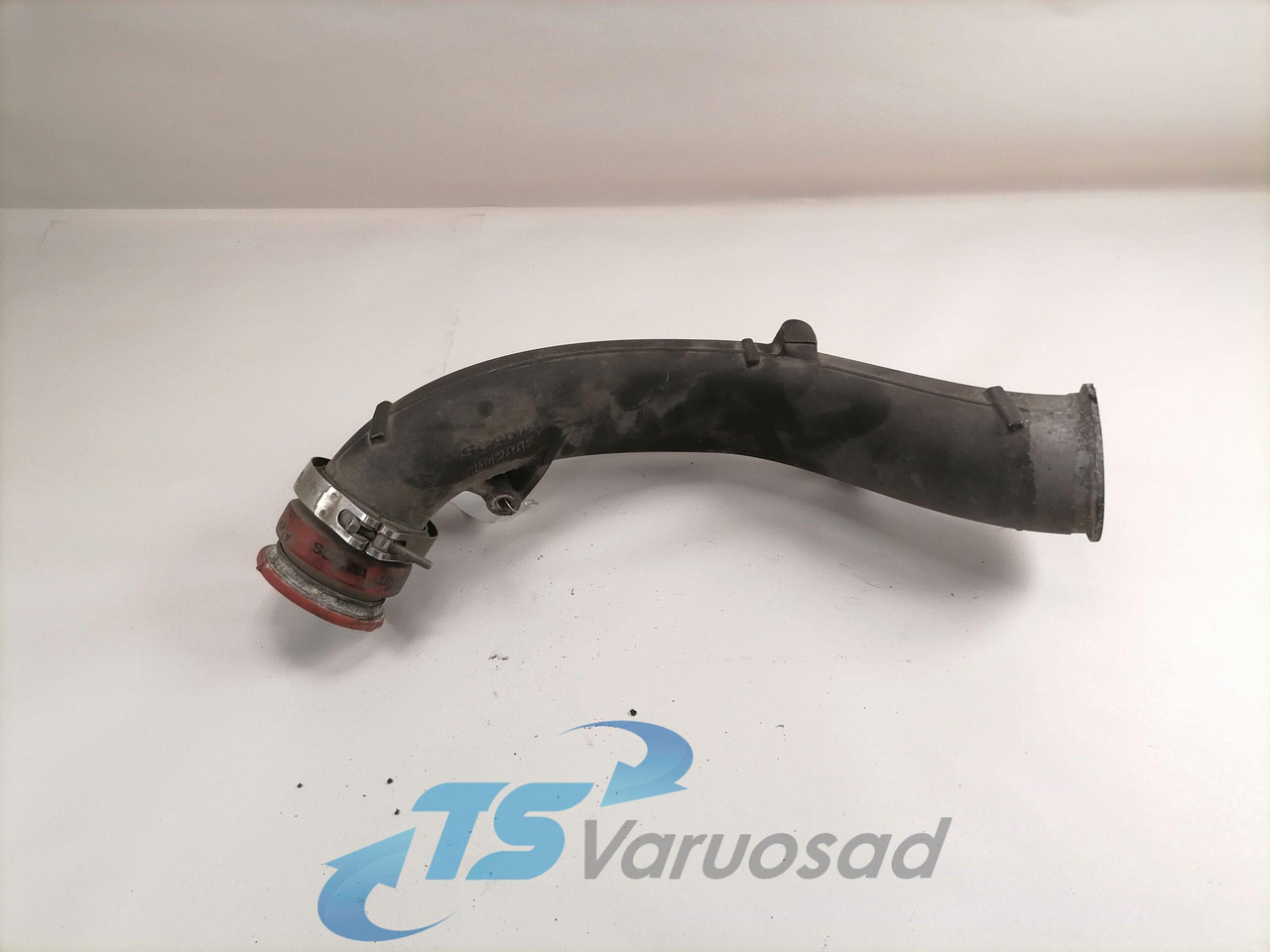 Scania intercooler pipe 1812885 - Intercooler para Camión: foto 1 Scania intercooler pipe 1812885 - Intercooler para Camión: foto 1