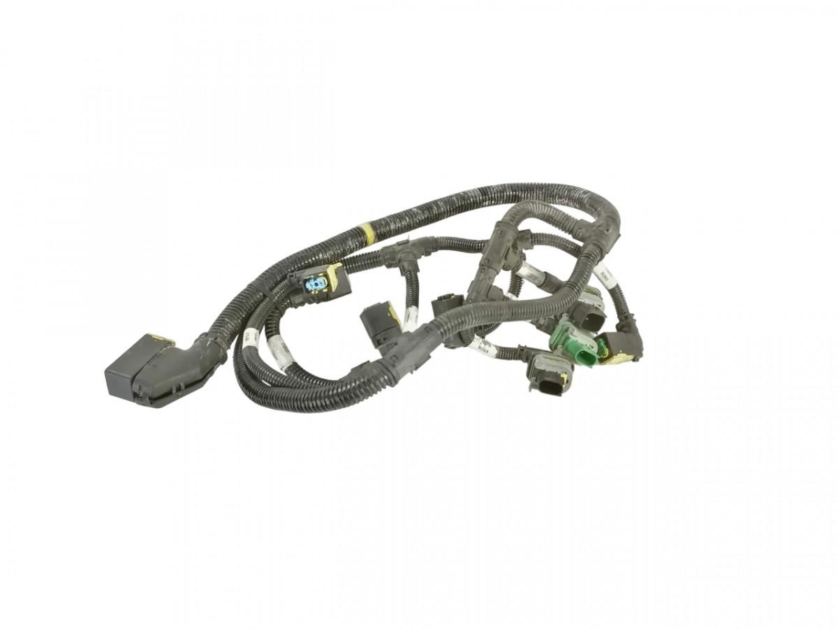 Volvo ADBlue juhtmestik 21696143 - Sistema de combustible para Camión: foto 1 Volvo ADBlue juhtmestik 21696143 - Sistema de combustible para Camión: foto 1