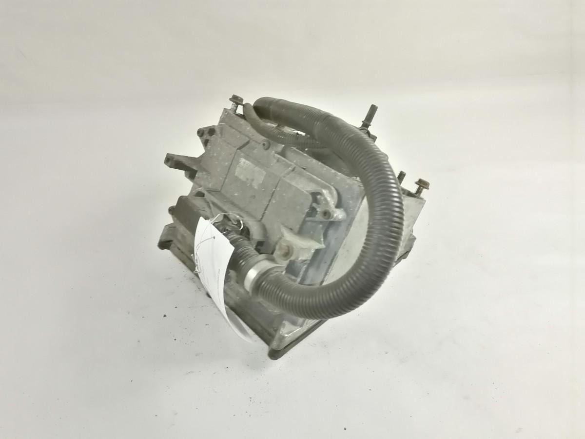 Volvo ADBlue pump 21200982 - Sistema de combustible para Camión: foto 4 Volvo ADBlue pump 21200982 - Sistema de combustible para Camión: foto 4