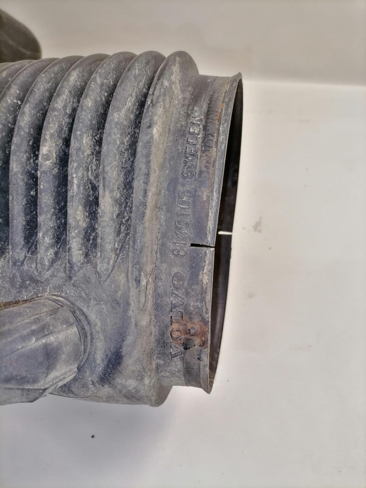 Volvo Air intake 20456478 - Sistema de admisión de aire para Camión: foto 4 Volvo Air intake 20456478 - Sistema de admisión de aire para Camión: foto 4