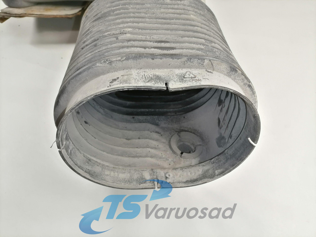 Volvo Air intake 20456478 - Sistema de admisión de aire para Camión: foto 5 Volvo Air intake 20456478 - Sistema de admisión de aire para Camión: foto 5