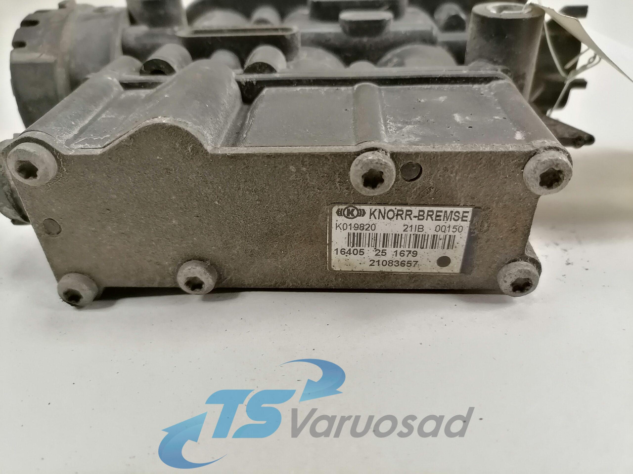 Volvo Air suspension control valve, ECAS 21083657 - Válvula de freno para Camión: foto 2 Volvo Air suspension control valve, ECAS 21083657 - Válvula de freno para Camión: foto 2