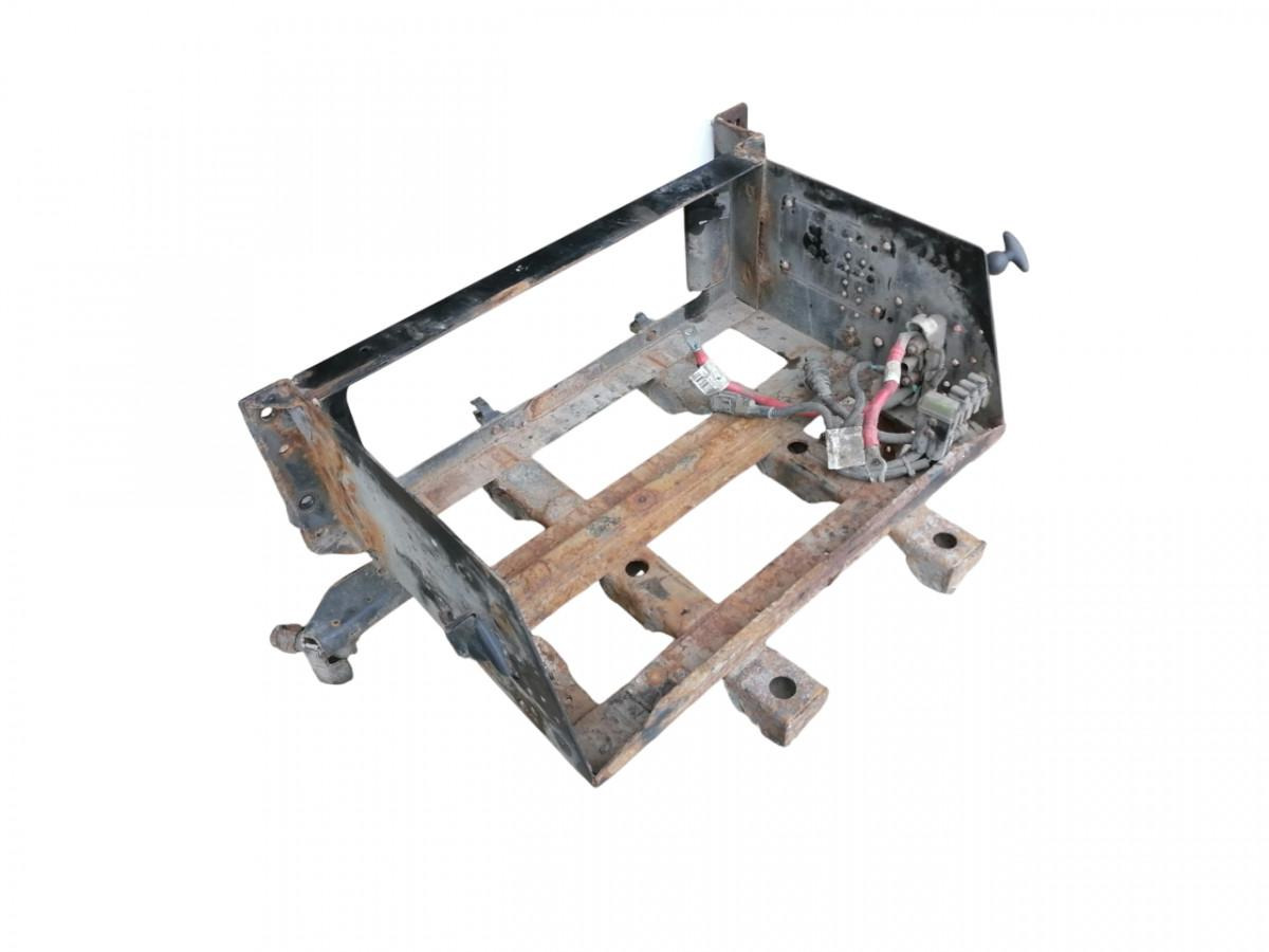 Volvo Battery box 21042654 - Acumulador para Camión: foto 1 Volvo Battery box 21042654 - Acumulador para Camión: foto 1