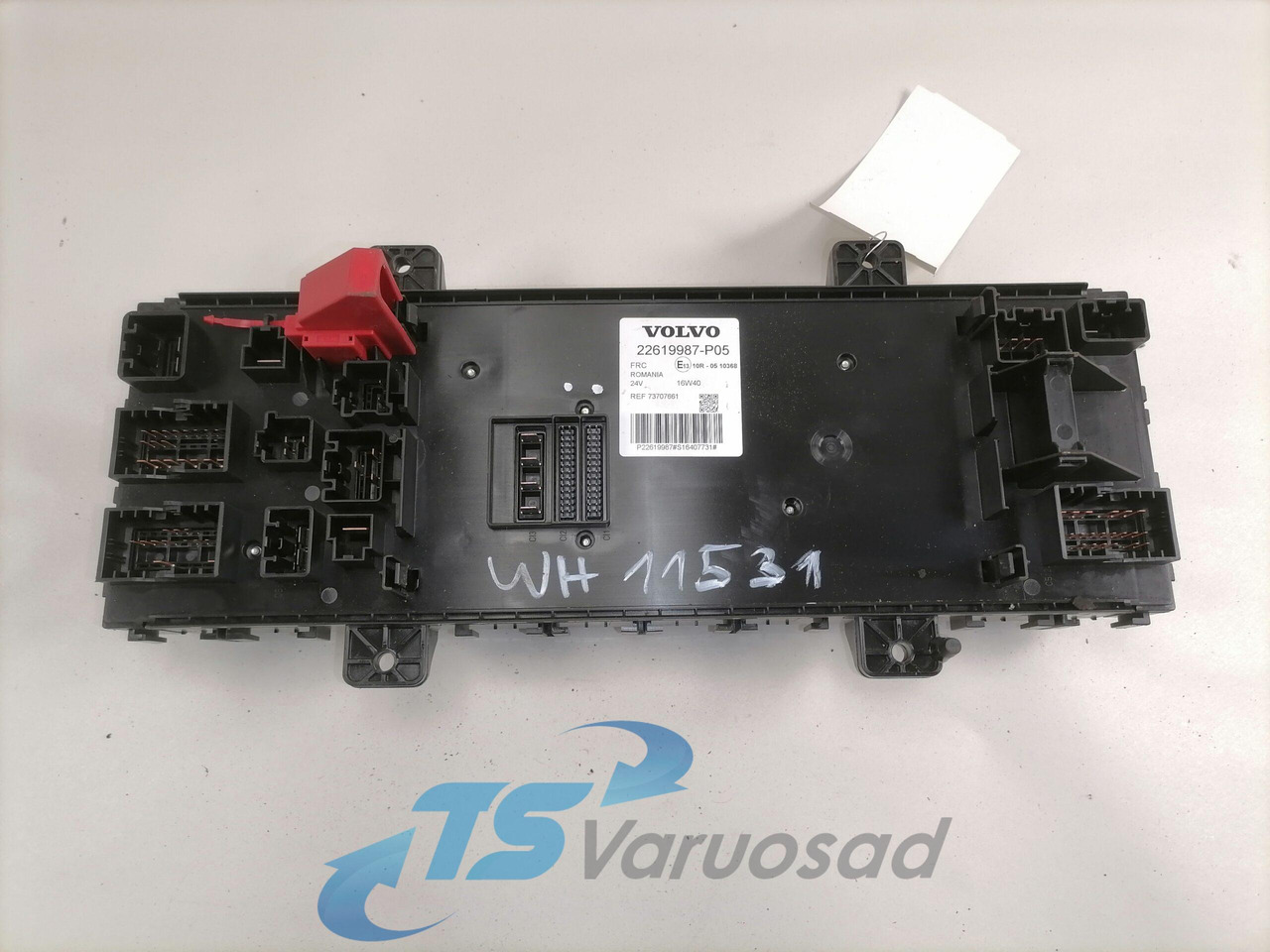 Volvo Central electric unit 22619987 - Fusible para Camión: foto 3 Volvo Central electric unit 22619987 - Fusible para Camión: foto 3