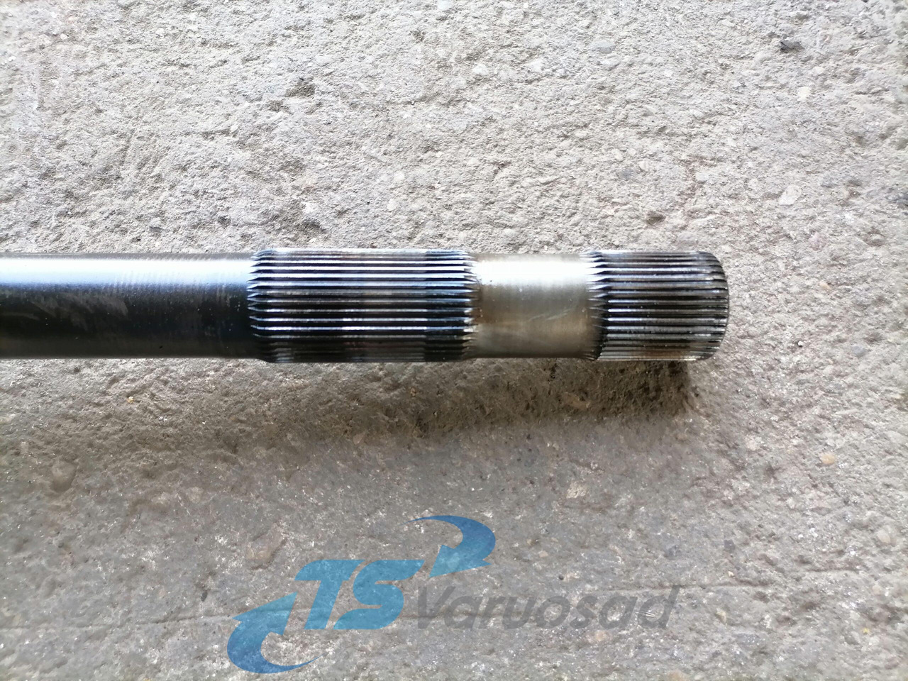 Volvo Drive shaft 20815246 - Palier para Camión: foto 3 Volvo Drive shaft 20815246 - Palier para Camión: foto 3