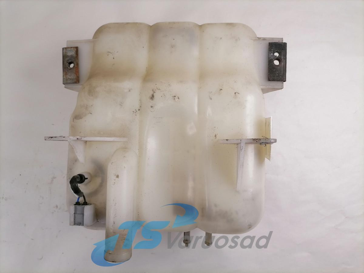 Volvo Expansion tank 996023 - Pieza universal para Camión: foto 2 Volvo Expansion tank 996023 - Pieza universal para Camión: foto 2