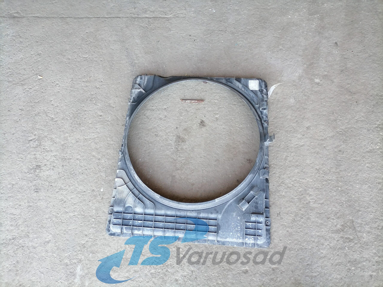Volvo Fan shroud 22060183 - Radiador para Camión: foto 1 Volvo Fan shroud 22060183 - Radiador para Camión: foto 1