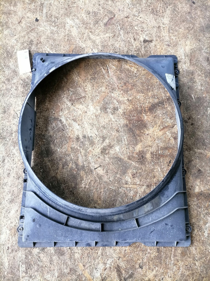 Volvo Fan shroud 3183757 - Radiador para Camión: foto 2 Volvo Fan shroud 3183757 - Radiador para Camión: foto 2