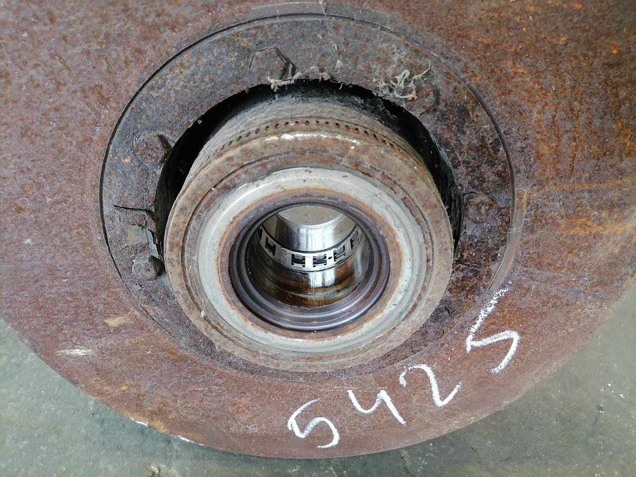 Volvo First wheel hub 1026659 - Cubo para Camión: foto 3 Volvo First wheel hub 1026659 - Cubo para Camión: foto 3