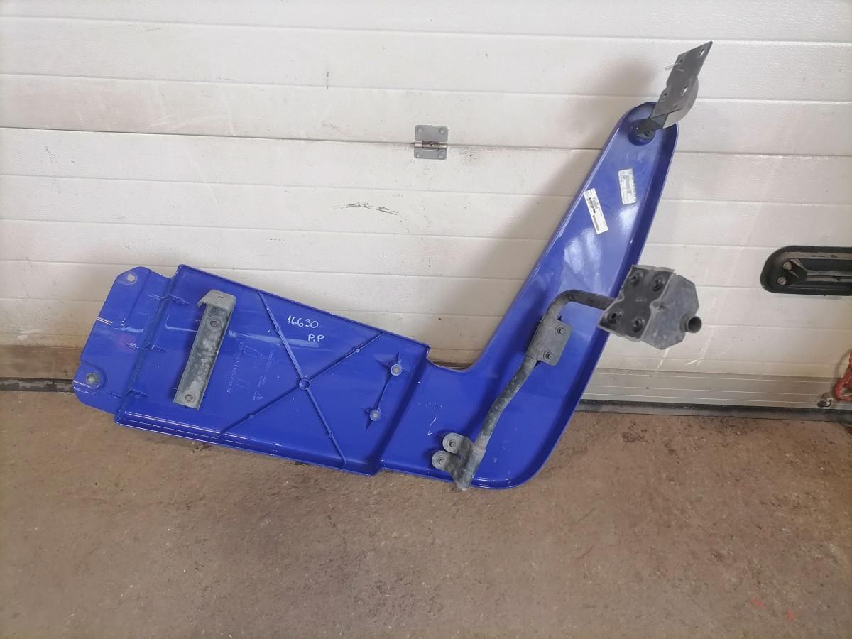 Volvo Kabiini tuulesuunaja, ülemine parem 82211388 - Aerodinámica/ Spoiler para Camión: foto 3 Volvo Kabiini tuulesuunaja, ülemine parem 82211388 - Aerodinámica/ Spoiler para Camión: foto 3