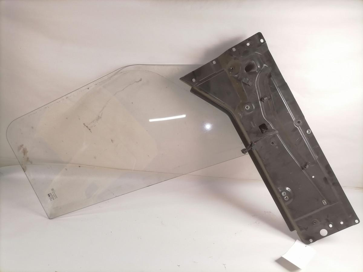 Volvo Küljeklaas, parem 20862570 - Ventana y piezas para Camión: foto 5 Volvo Küljeklaas, parem 20862570 - Ventana y piezas para Camión: foto 5