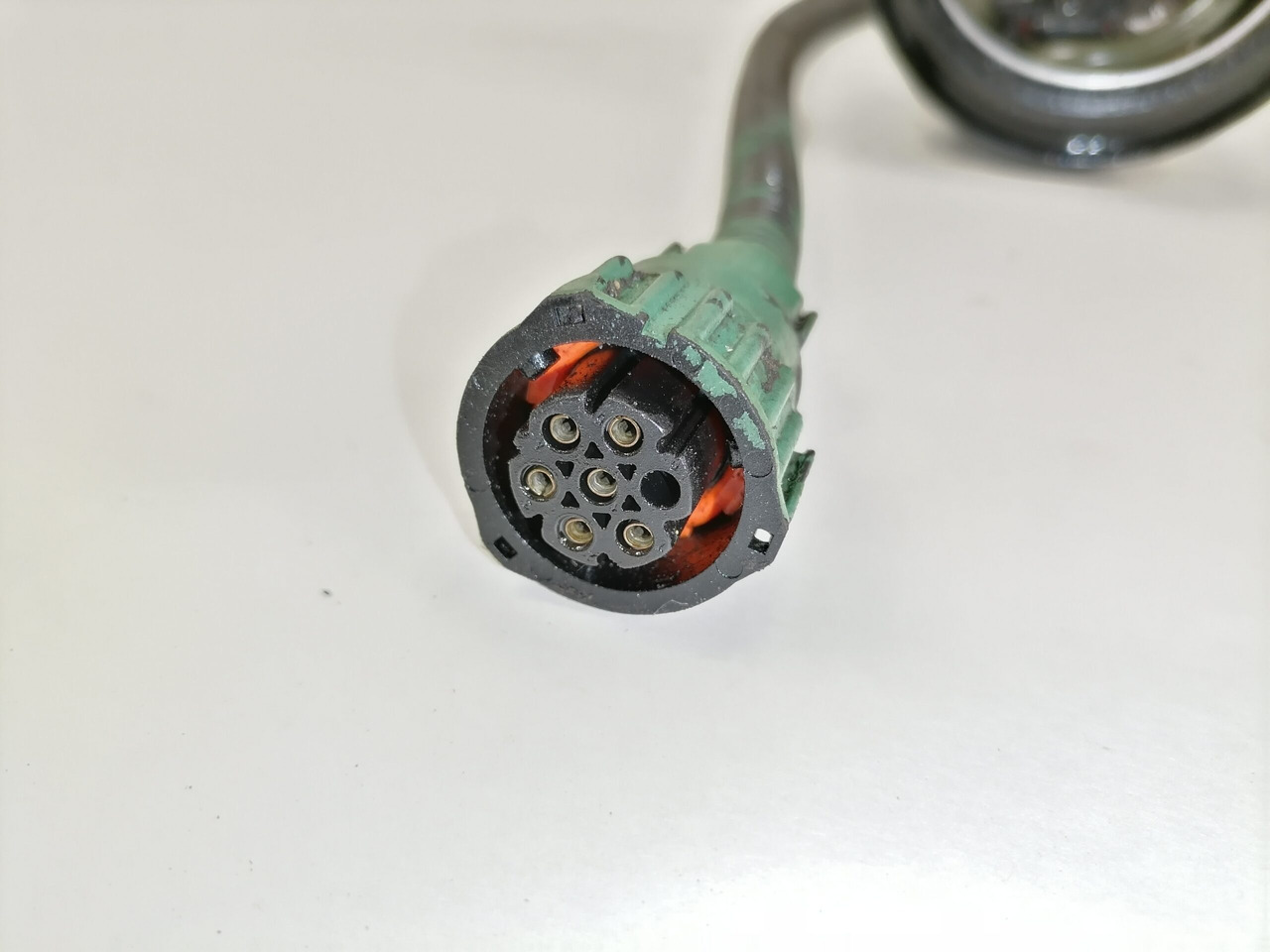 Volvo Kütuse separaatori kaas 20869387 - Filtro de combustible para Camión: foto 2 Volvo Kütuse separaatori kaas 20869387 - Filtro de combustible para Camión: foto 2