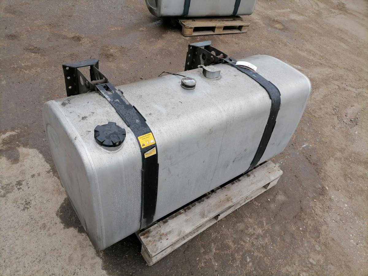 Volvo Kütusepaak 610L 21516454 - Depósito de combustible para Camión: foto 2 Volvo Kütusepaak 610L 21516454 - Depósito de combustible para Camión: foto 2