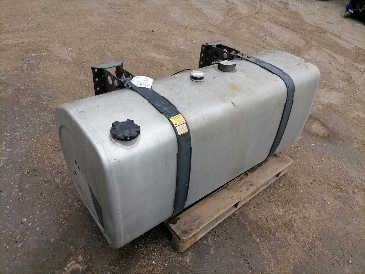 Volvo Kütusepaak 650L 21516455 - Depósito de combustible para Camión: foto 2 Volvo Kütusepaak 650L 21516455 - Depósito de combustible para Camión: foto 2
