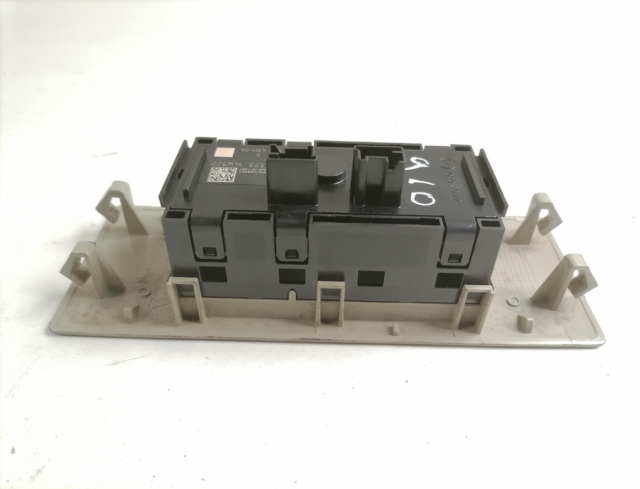 Volvo Lülitite moodul 22026373 - Cabina para Camión: foto 4 Volvo Lülitite moodul 22026373 - Cabina para Camión: foto 4