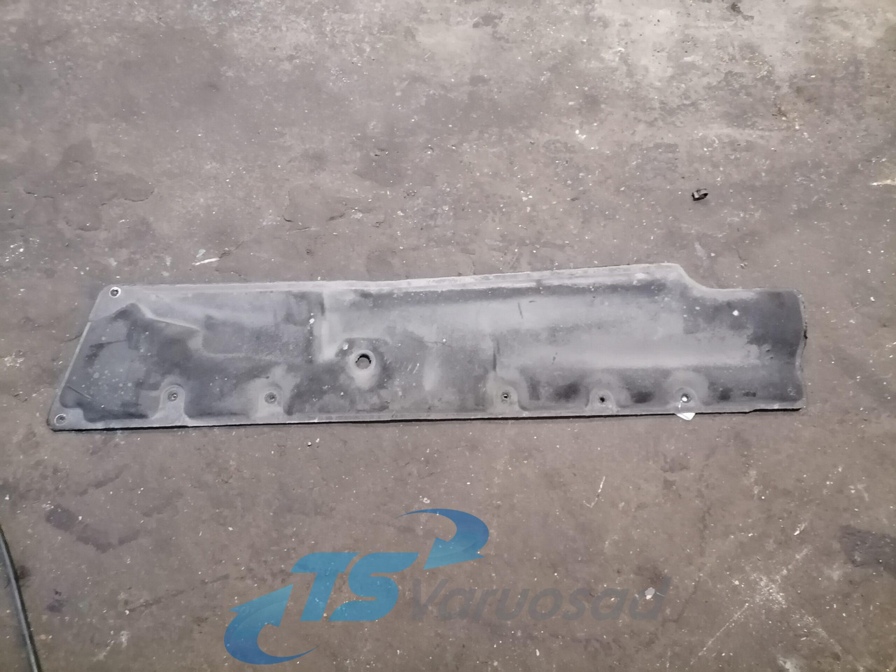 Volvo Noise reduction mat under the cab 21145675 - Pieza universal para Camión: foto 3 Volvo Noise reduction mat under the cab 21145675 - Pieza universal para Camión: foto 3