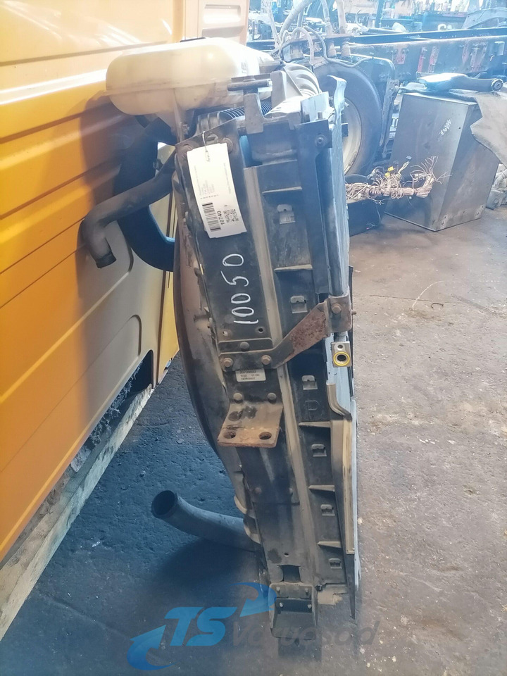 Volvo Radiaatorite komplekt 20936055 - Radiador para Camión: foto 5 Volvo Radiaatorite komplekt 20936055 - Radiador para Camión: foto 5