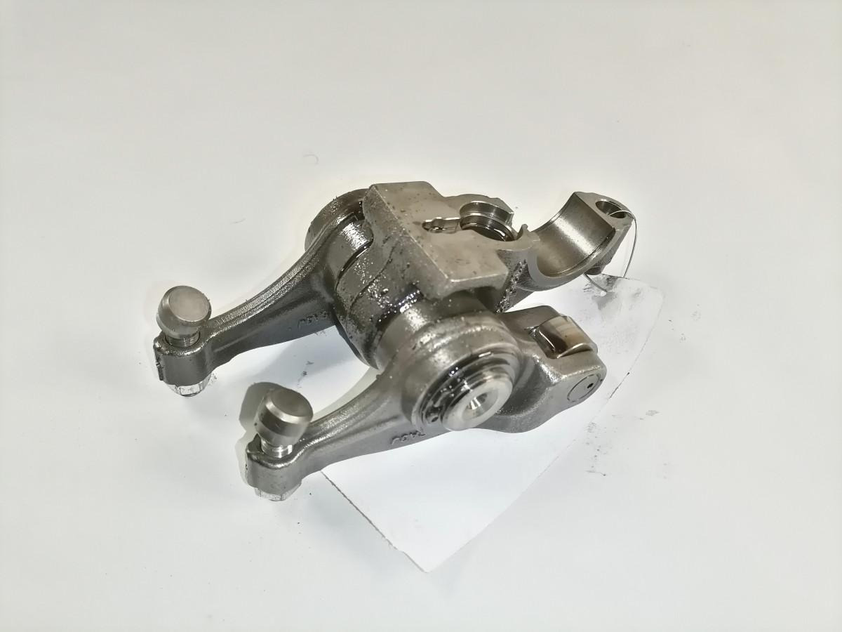 Volvo Set of rockers with shaft 21796360 - Pieza universal para Camión: foto 2 Volvo Set of rockers with shaft 21796360 - Pieza universal para Camión: foto 2