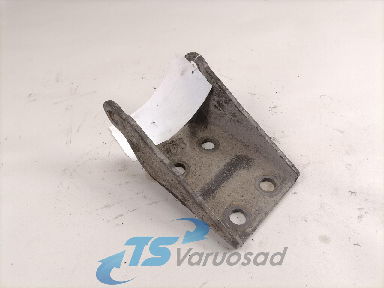 Volvo Shock absorber mounting 22022527 - Suspensión para Camión: foto 1 Volvo Shock absorber mounting 22022527 - Suspensión para Camión: foto 1