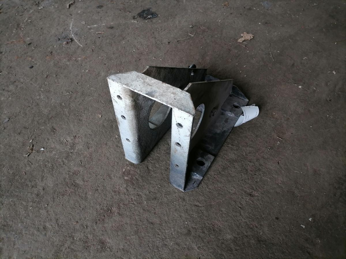 Volvo Spare wheel carrier 1078342 - Pieza universal para Camión: foto 4 Volvo Spare wheel carrier 1078342 - Pieza universal para Camión: foto 4