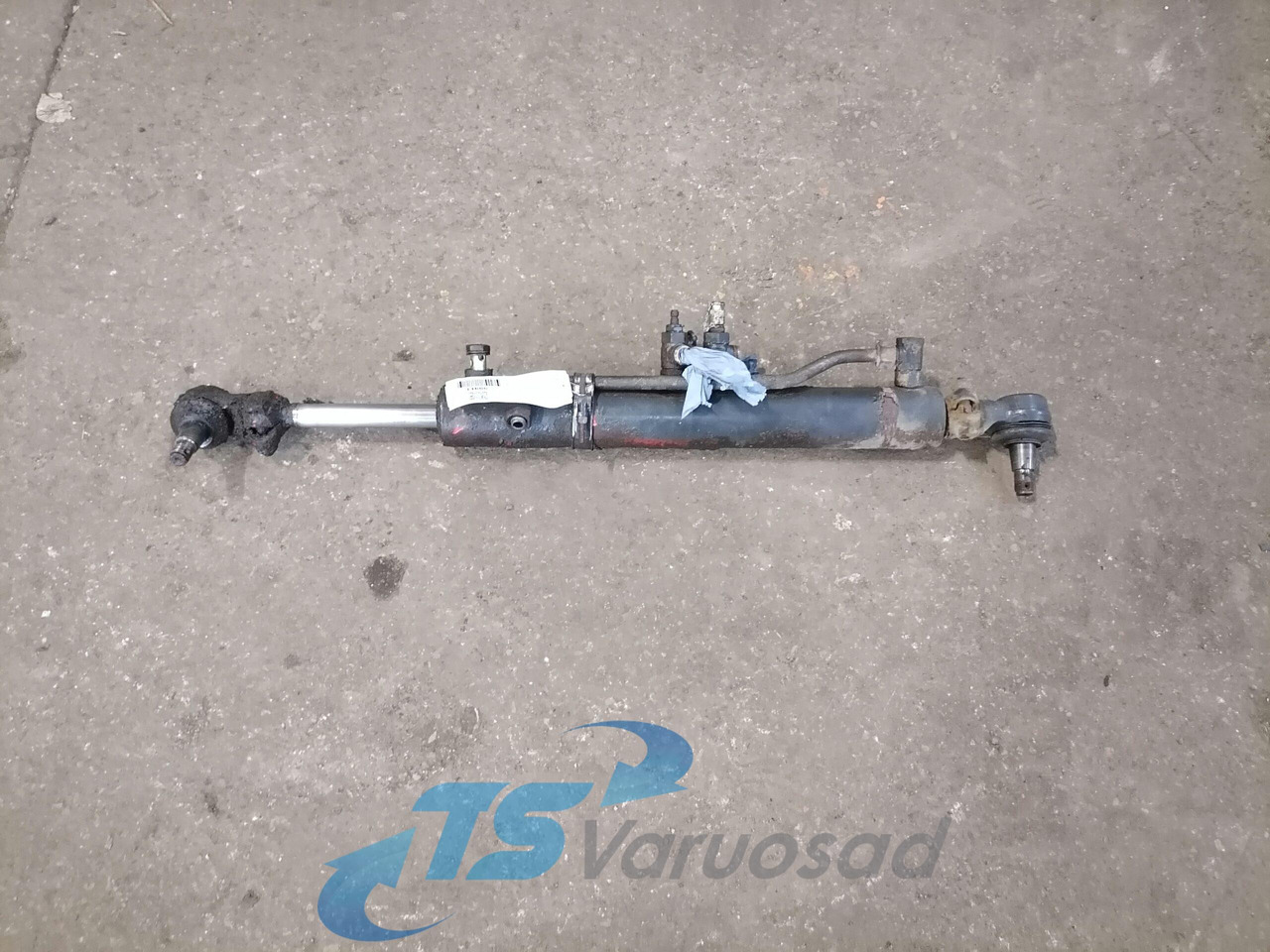 Volvo Steerind sylinder 3987646 - Dirección para Camión: foto 1 Volvo Steerind sylinder 3987646 - Dirección para Camión: foto 1
