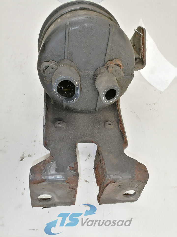 Volvo Steering oil tank+ bracket 1592945 - Manguera de dirección para Camión: foto 4 Volvo Steering oil tank+ bracket 1592945 - Manguera de dirección para Camión: foto 4