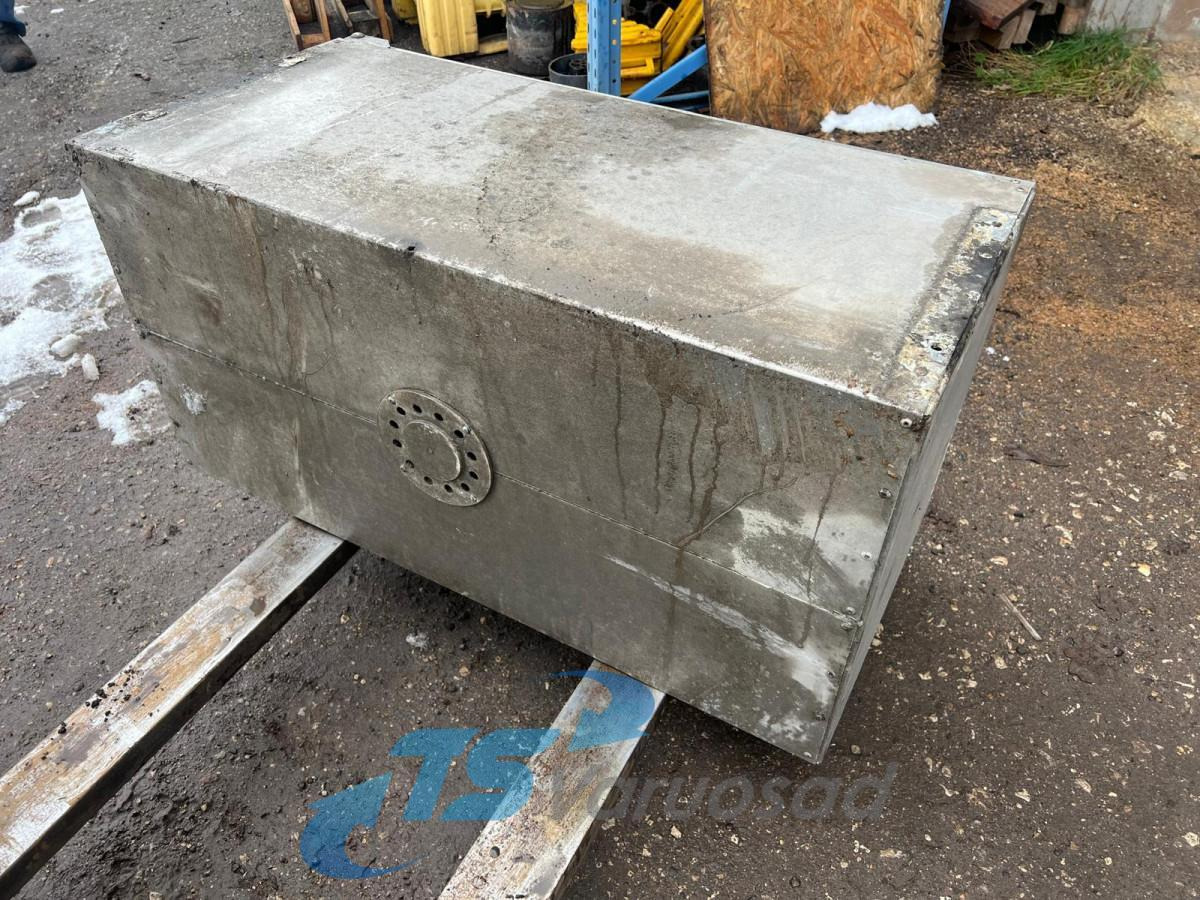 Volvo Tool box - Pieza universal para Camión: foto 2 Volvo Tool box - Pieza universal para Camión: foto 2