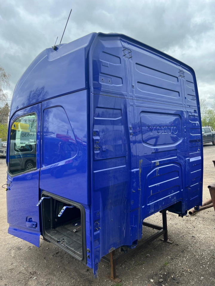 Volvo Volvo cab 85135364 - Cabina e interior para Camión: foto 3 Volvo Volvo cab 85135364 - Cabina e interior para Camión: foto 3