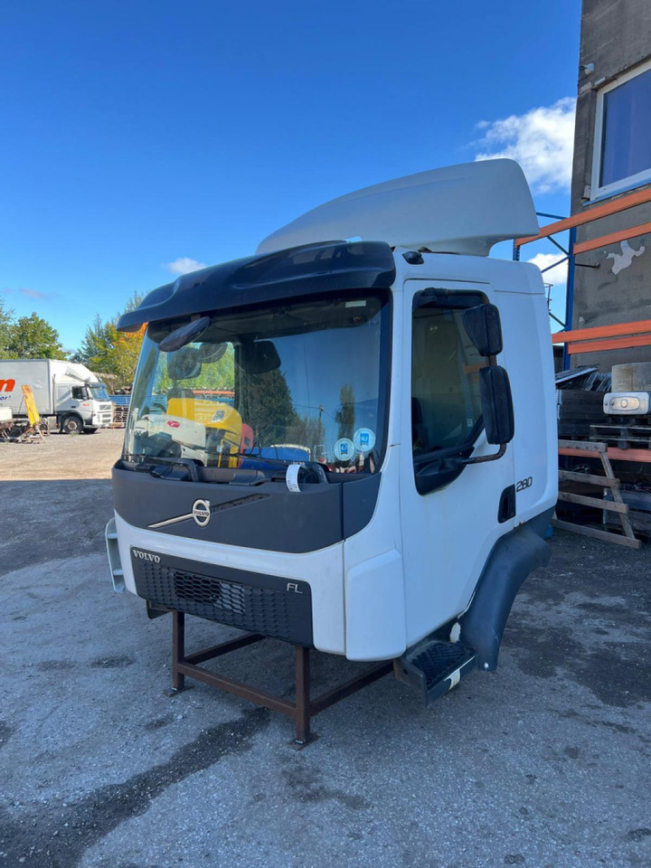 Volvo Volvo kabiin 85145280 - Cabina e interior para Camión: foto 1 Volvo Volvo kabiin 85145280 - Cabina e interior para Camión: foto 1