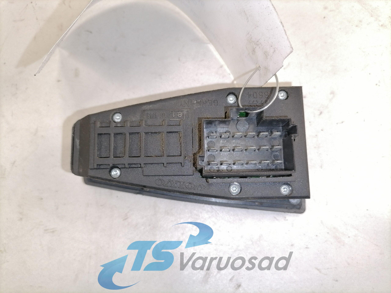 Volvo Volvo lüliti, aknatõstuk 20752915 - Cabina para Camión: foto 3 Volvo Volvo lüliti, aknatõstuk 20752915 - Cabina para Camión: foto 3