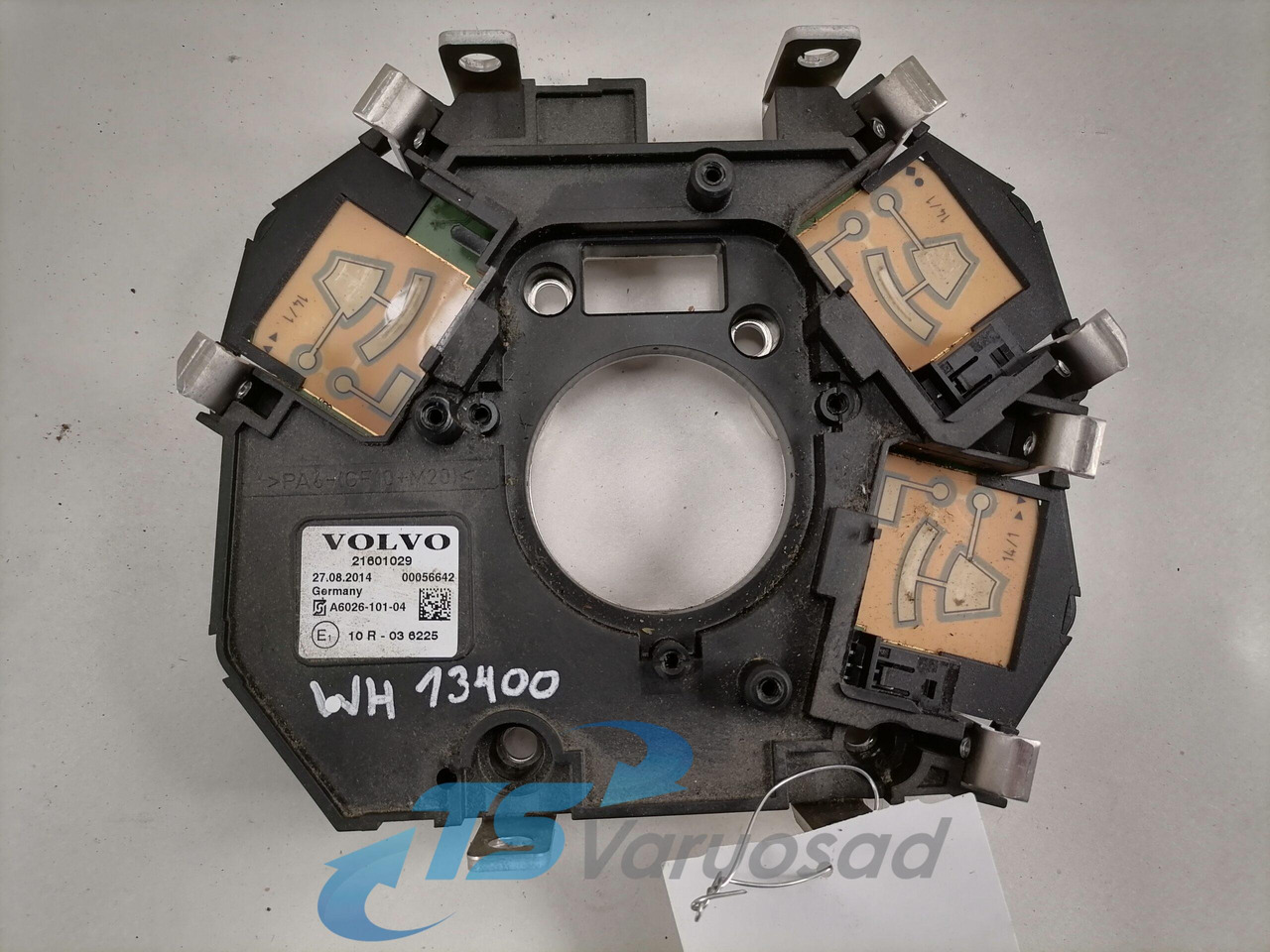 Volvo Volvo rooli lülitite kandur 21601029 - Cabina para Camión: foto 2 Volvo Volvo rooli lülitite kandur 21601029 - Cabina para Camión: foto 2