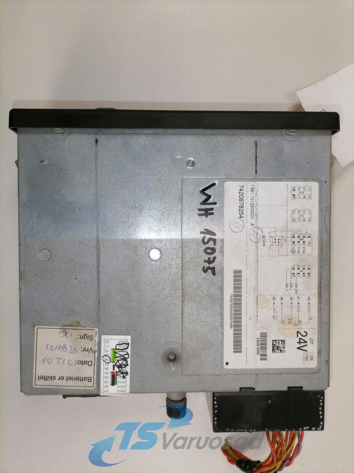 Volvo tachograph 7420878254 - Tacógrafo para Camión: foto 4 Volvo tachograph 7420878254 - Tacógrafo para Camión: foto 4