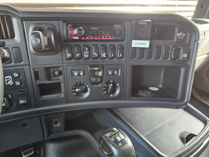 Cabeza tractora Scania R500 V8 / MANUAL / RETARDER: foto 17