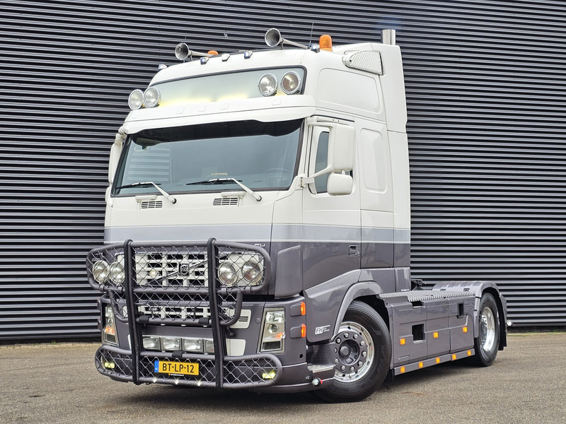 Volvo FH400 4X2 / SHOWTRUCK / SPECIAL / EXHAUST VALVE - Cabeza tractora: foto 1 Volvo FH400 4X2 / SHOWTRUCK / SPECIAL / EXHAUST VALVE - Cabeza tractora: foto 1