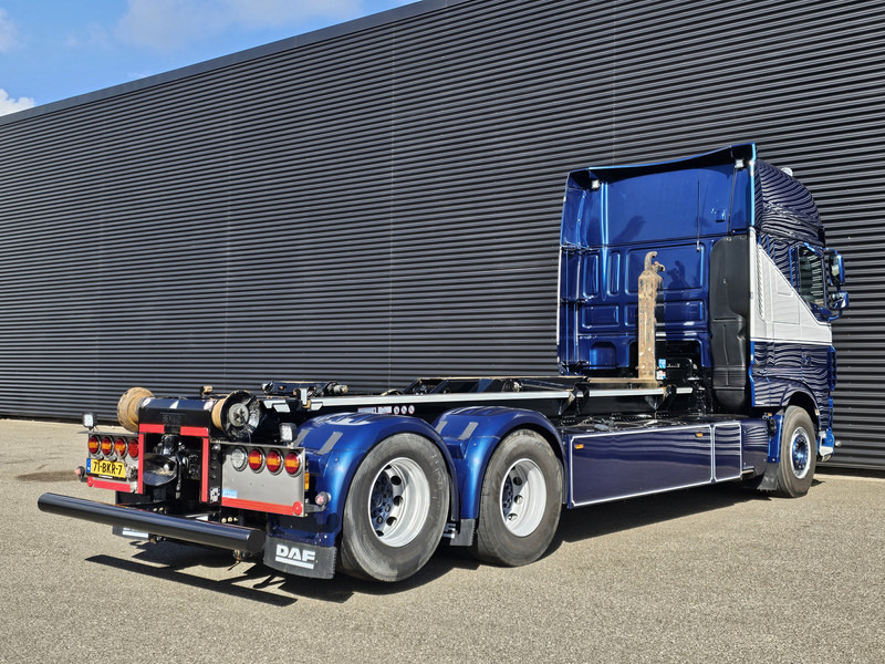 DAF XF 530 SSC 6x2 VDL HOOKLIFT 660 cm - Camión multibasculante: foto 3 DAF XF 530 SSC 6x2 VDL HOOKLIFT 660 cm - Camión multibasculante: foto 3
