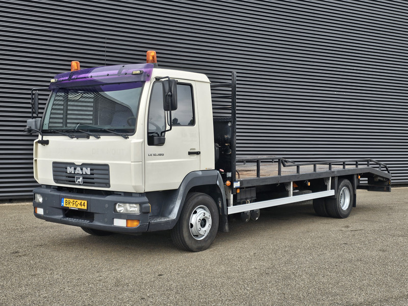 MAN LE 12.180 / OPRIJ / MACHINE TRANSPORT - Camión portavehículos: foto 1 MAN LE 12.180 / OPRIJ / MACHINE TRANSPORT - Camión portavehículos: foto 1
